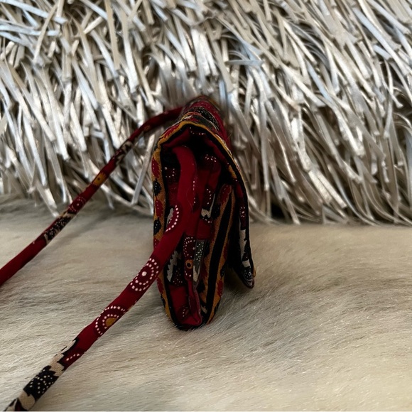 Vintage VERA BRADLEY Red Coin 1999Wallet on a String Black Yellow Velcro Leaves - Picture 11 of 14